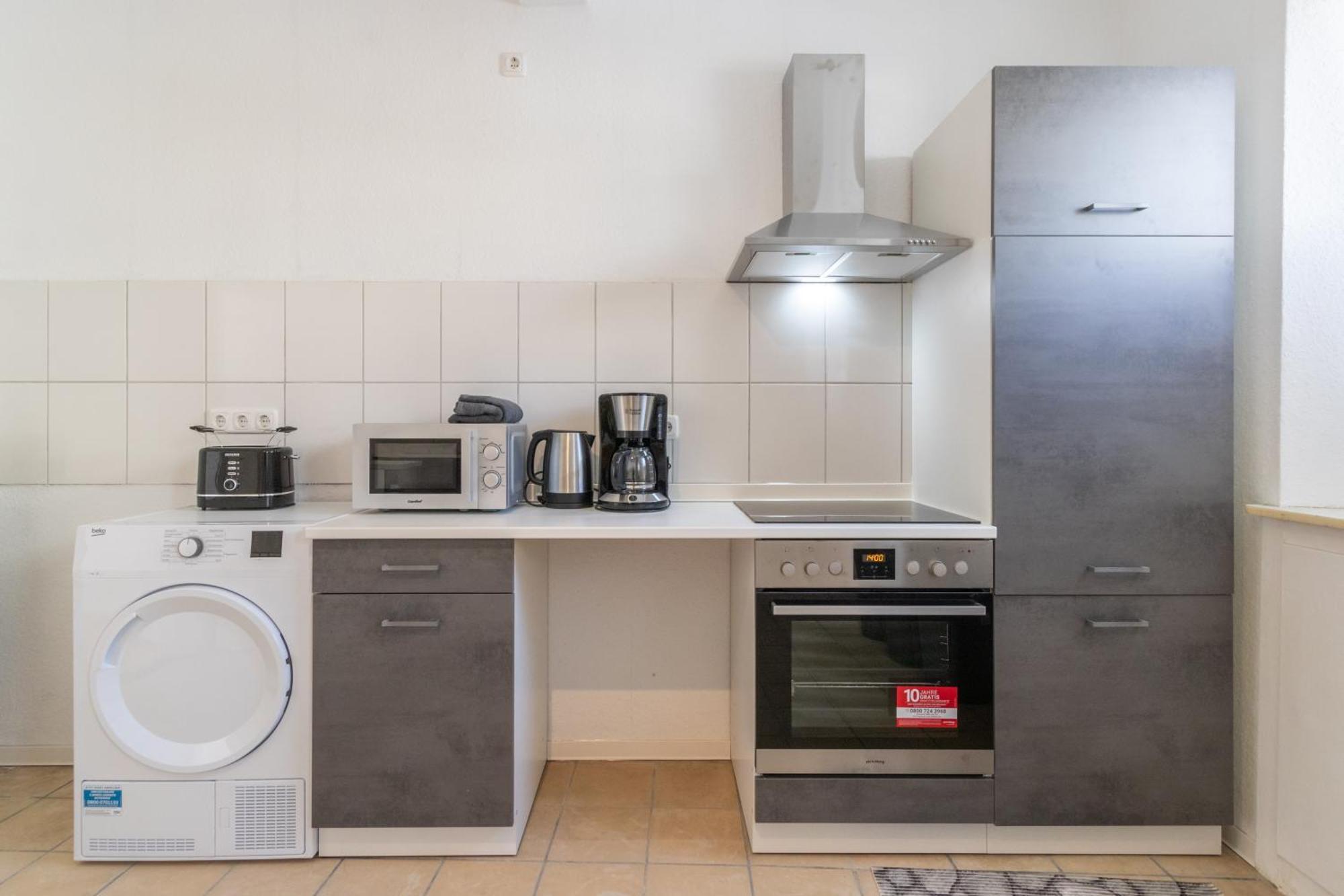 Apartment Monteurwohnung Fuer 4 Personen In Zentraler Lage